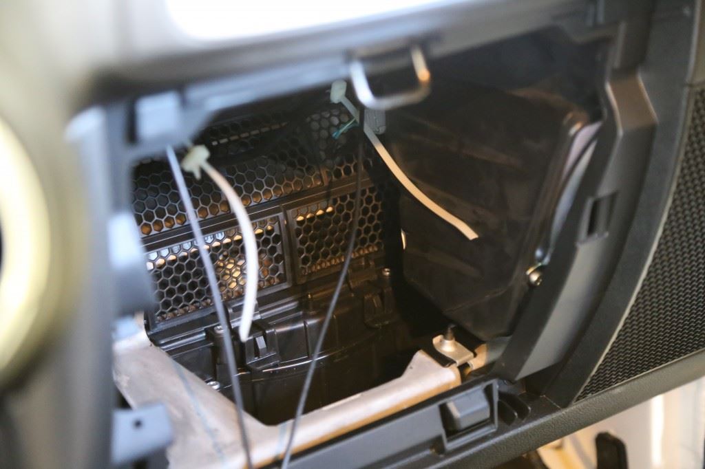 2014 JK Satellite Radio Antenna Relocation